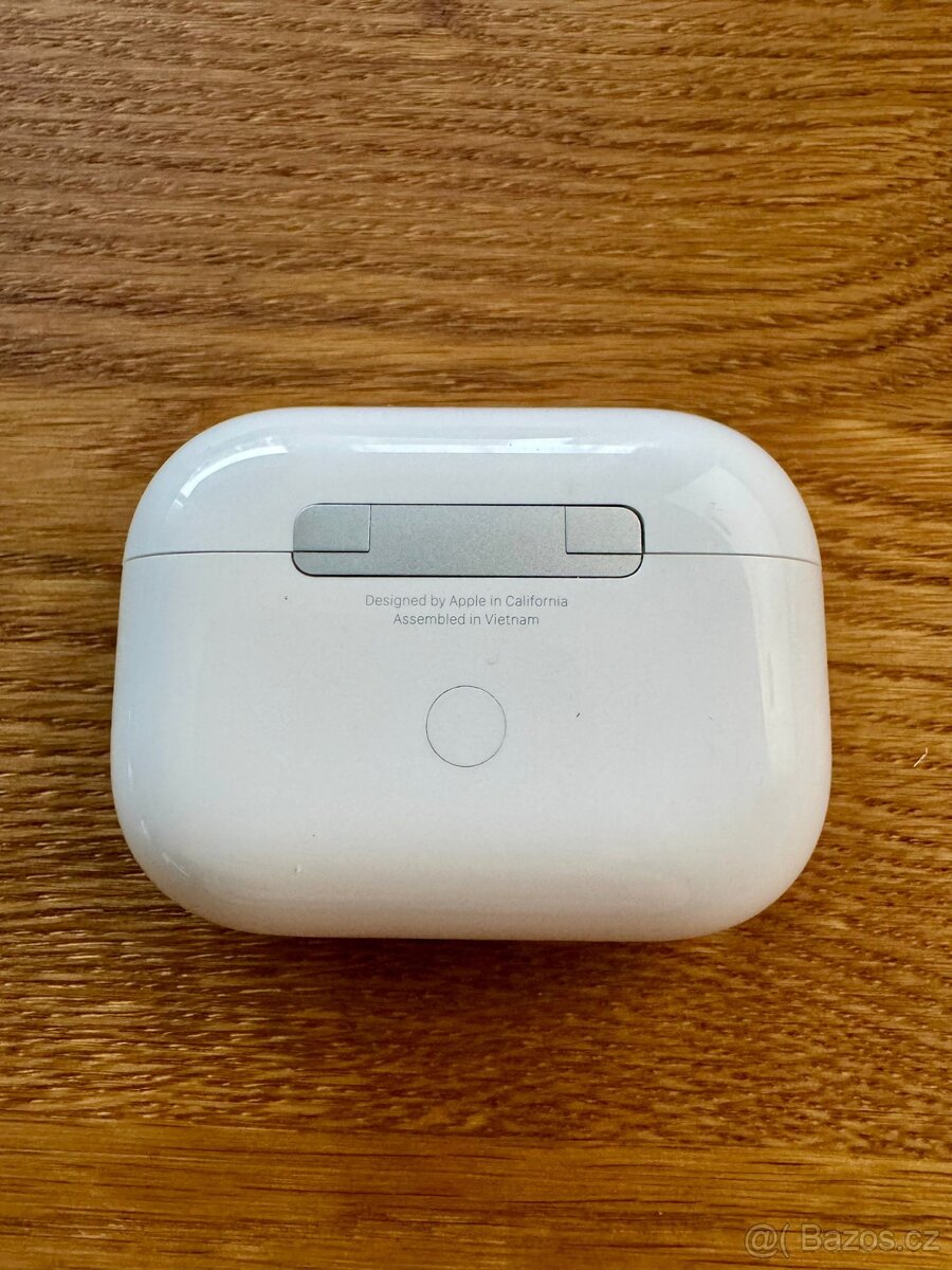 Apple AirPods Pro (1. gen) s MagSafe pouzdrem - 6
