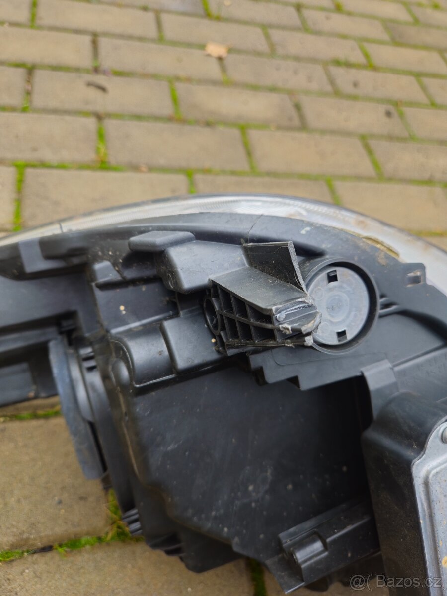 Pravé přední světlo Ford C-Max - 6