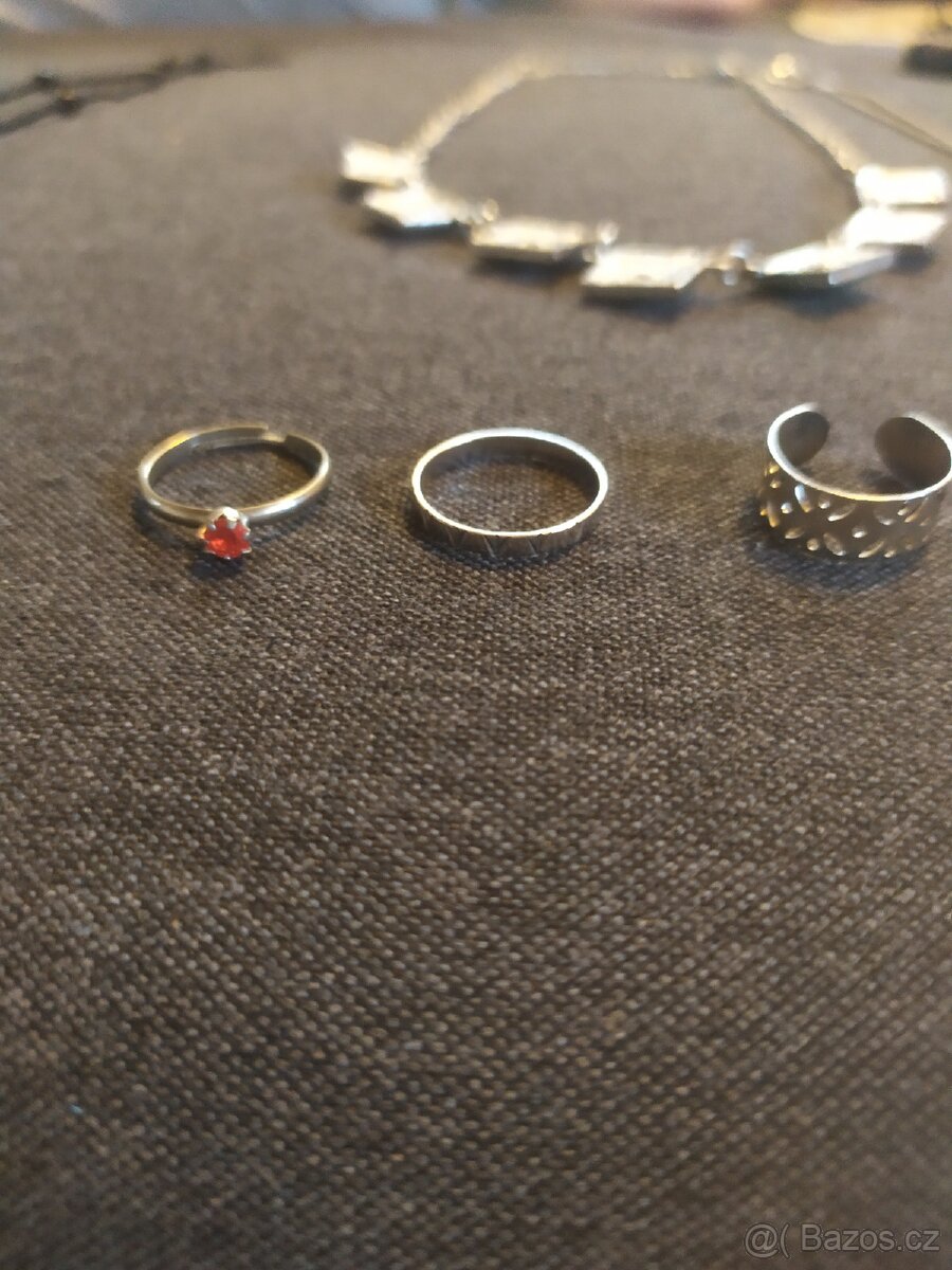 Sada různých Šperků - 6
