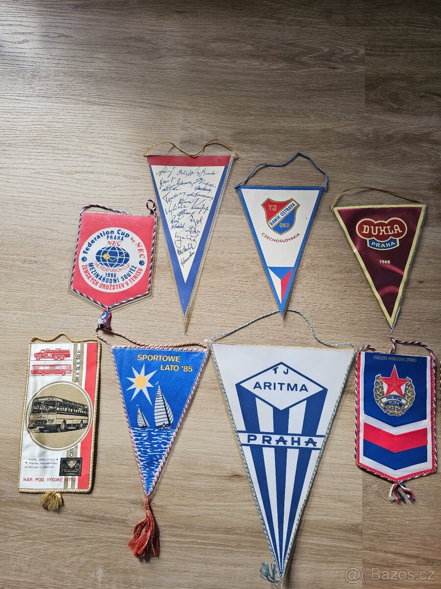 Historické vlaječky 1920 - 1980 - 6