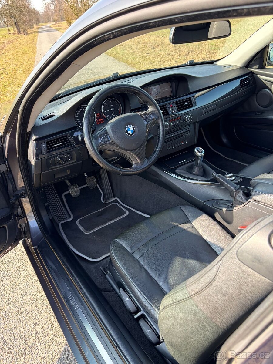 BMW E92 320D - 6