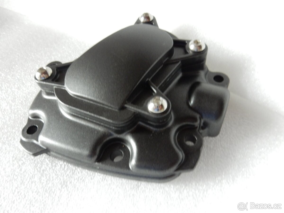 Yamaha R1 - 6