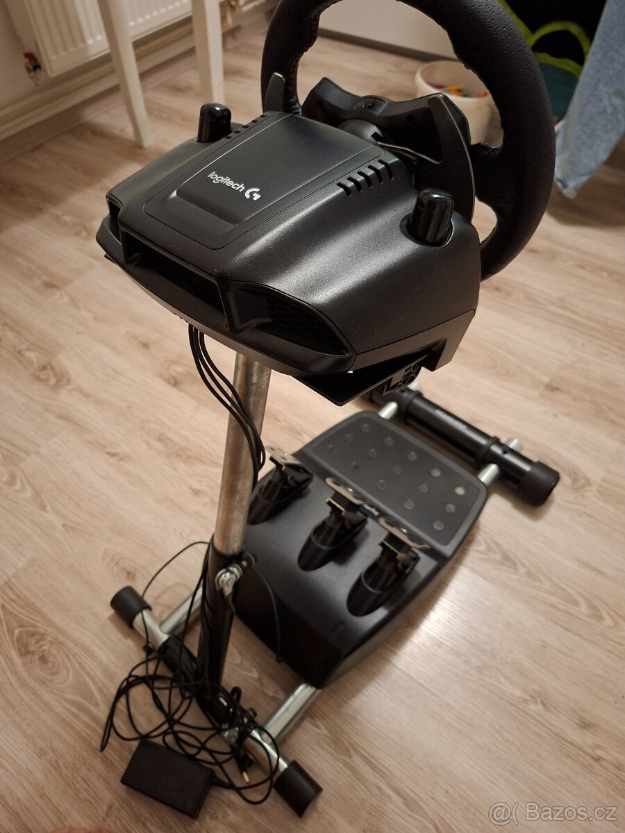 Volant s pedály na PS - 6