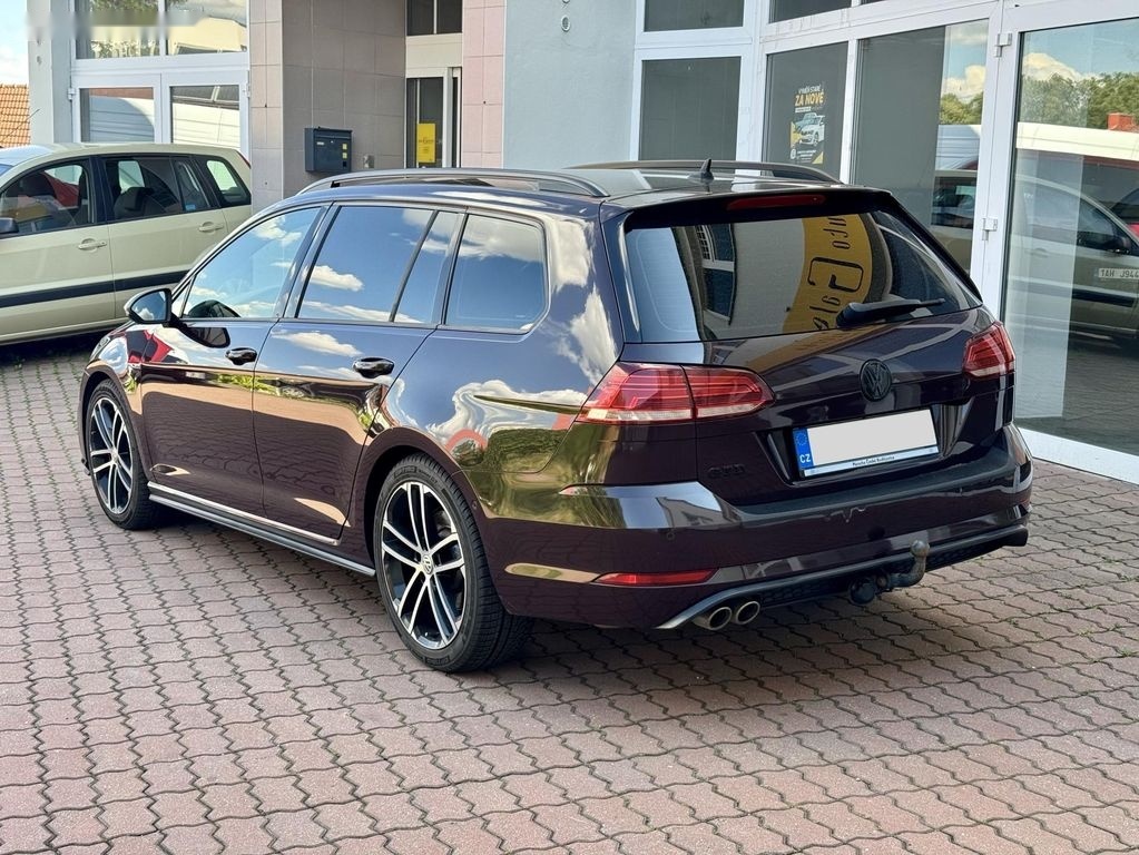Volkswagen Golf,GTD 135kW - 6