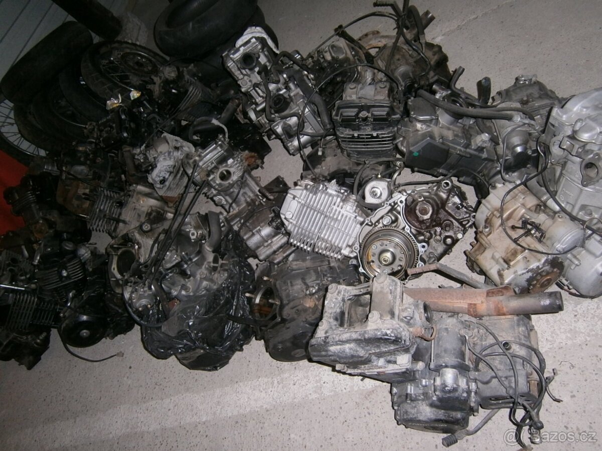 Kawasaki ER6N rv2006 - 6