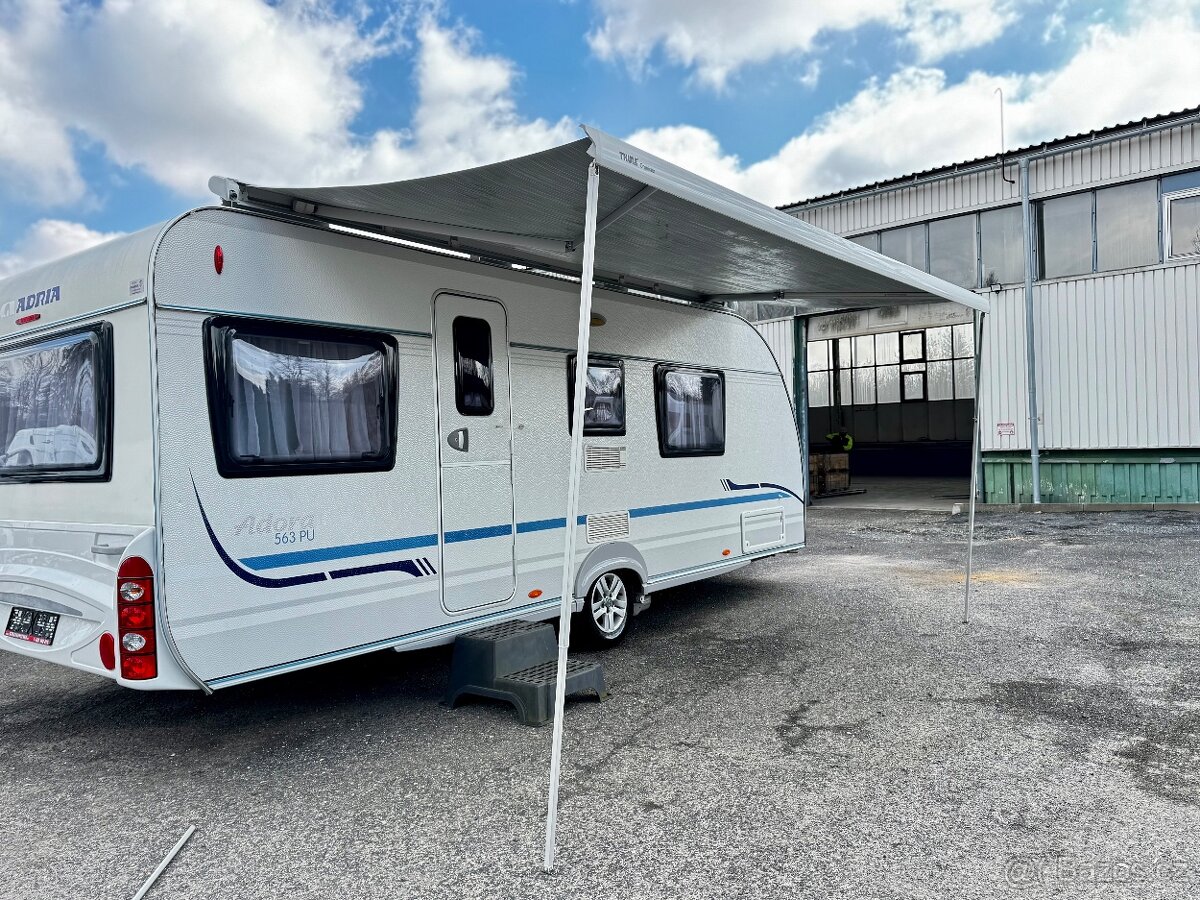 Adria Adora 563 PU ~ Královská postel - 6