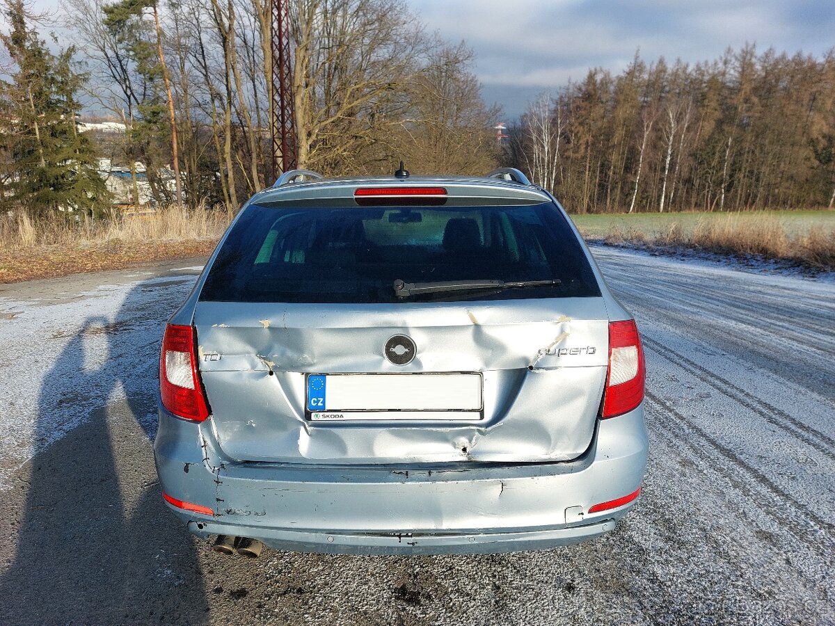 Škoda Superb 2.0TDi 103kw 10/2011 - 6