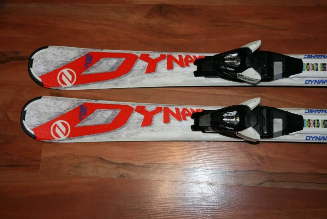 lyže dynamic 100 cm , lyžáky - 6