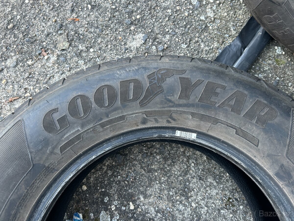 Celoroční pneu 255/65/18 Goodyear - 6