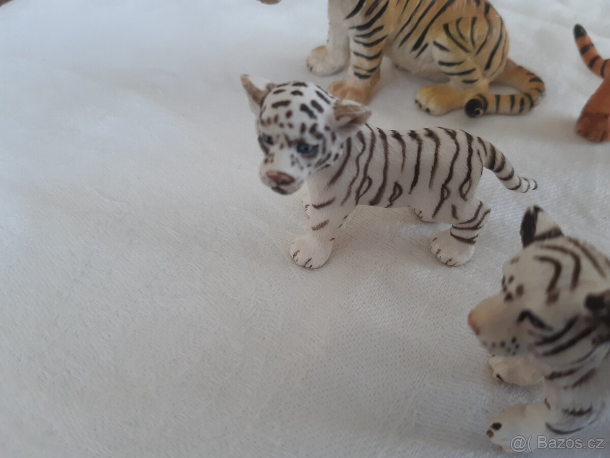 41. Tygři zn. SCHLEICH - 6