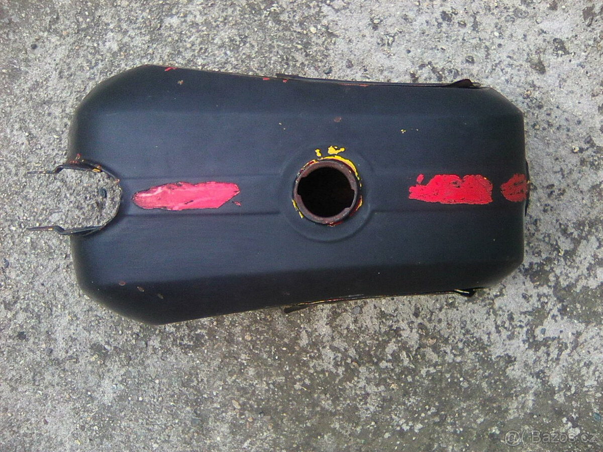 čz 125/175 476/477-blatníky,nádrže,p.světlo,kryt spojky na o - 6