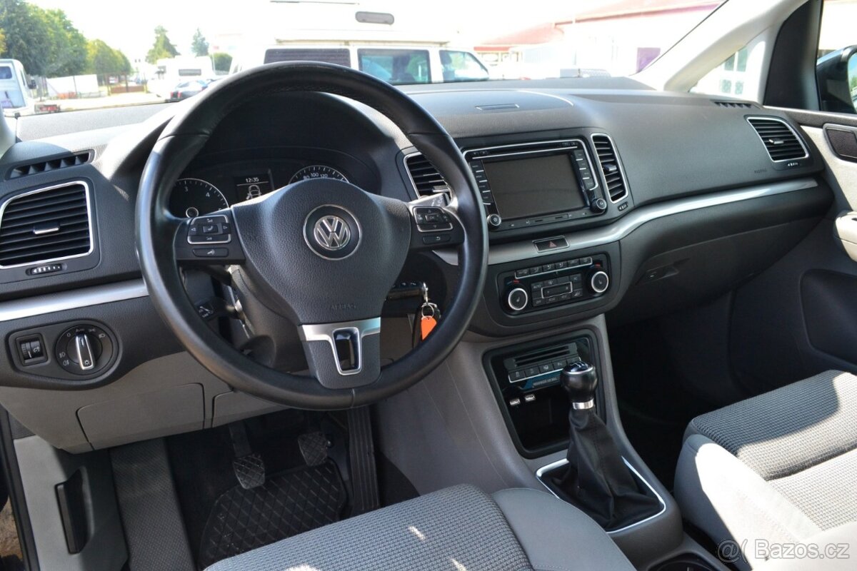 Volkswagen Sharan 2.0 TDI 4motion XEN TAŽNÉ - 6