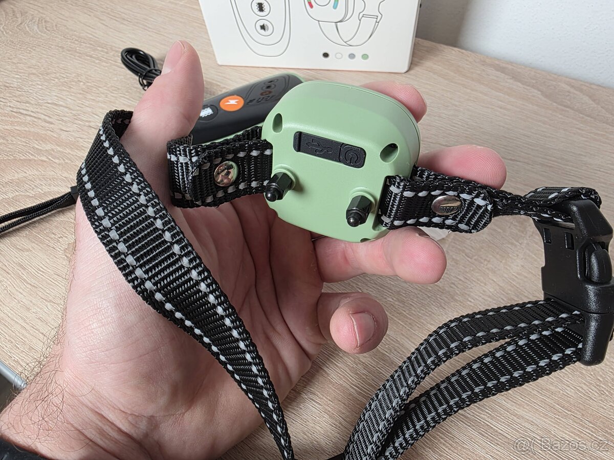 Prodám nový elektrický výcvikový obojek PT085 s dosahem až 1 - 6