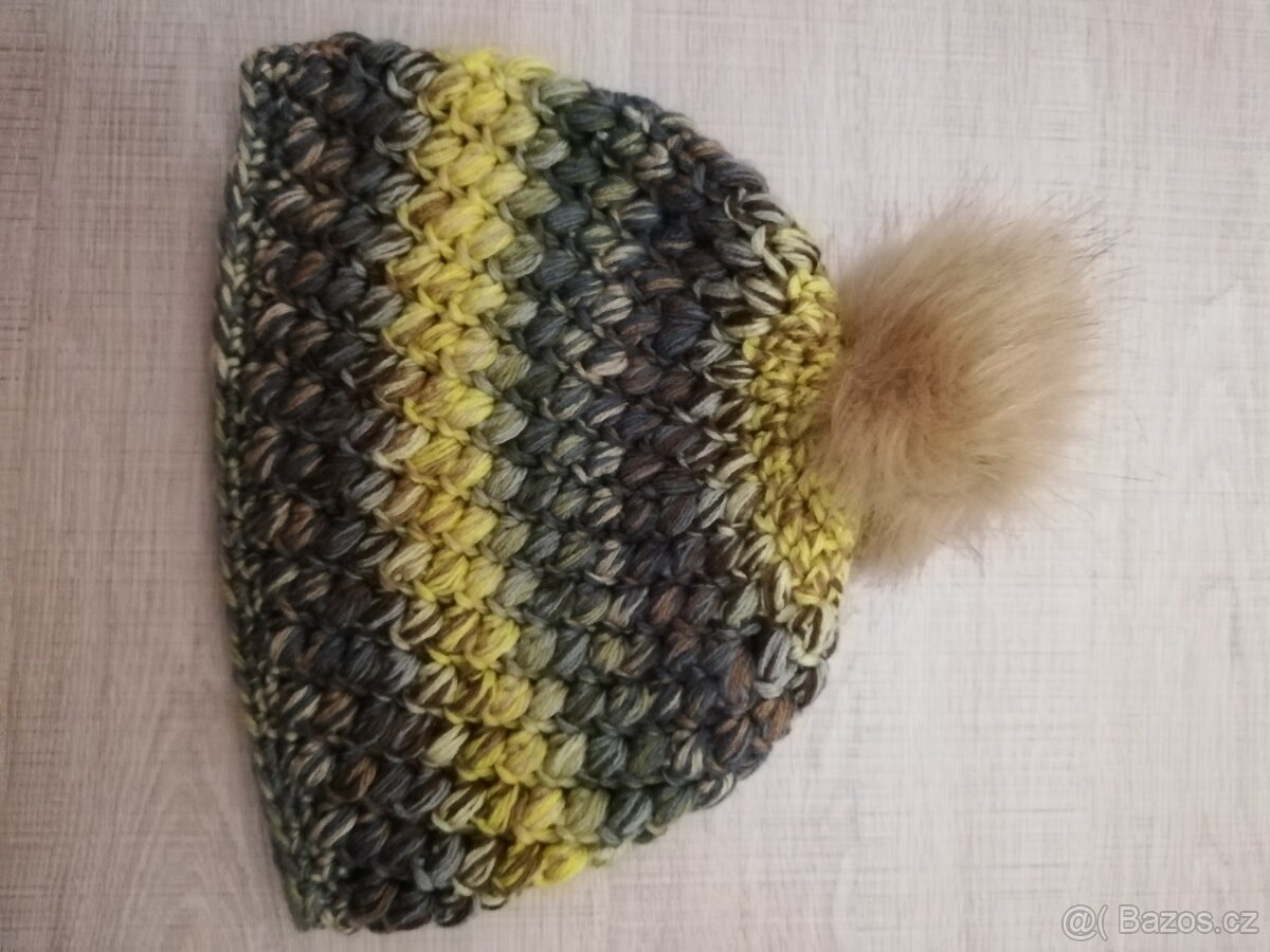 Čepice s bambulí pro děti i dospělé, více barev, 2 - 6