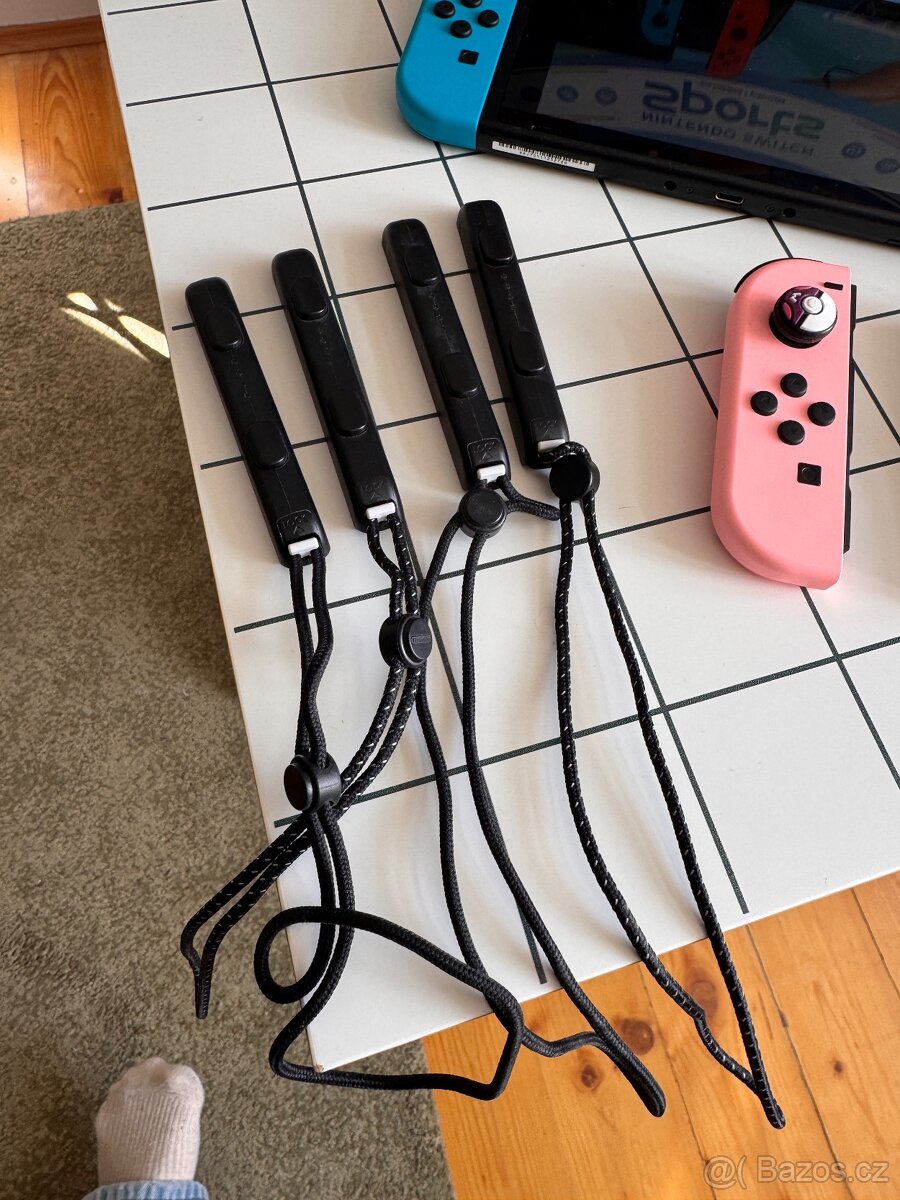 Nintendo Switch + hry a příslušenství - 6