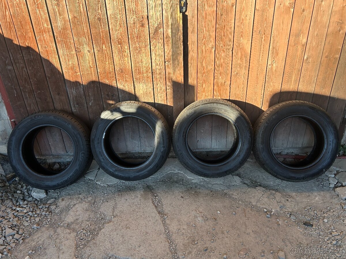 Prodám gumy 185/65/15 - 6