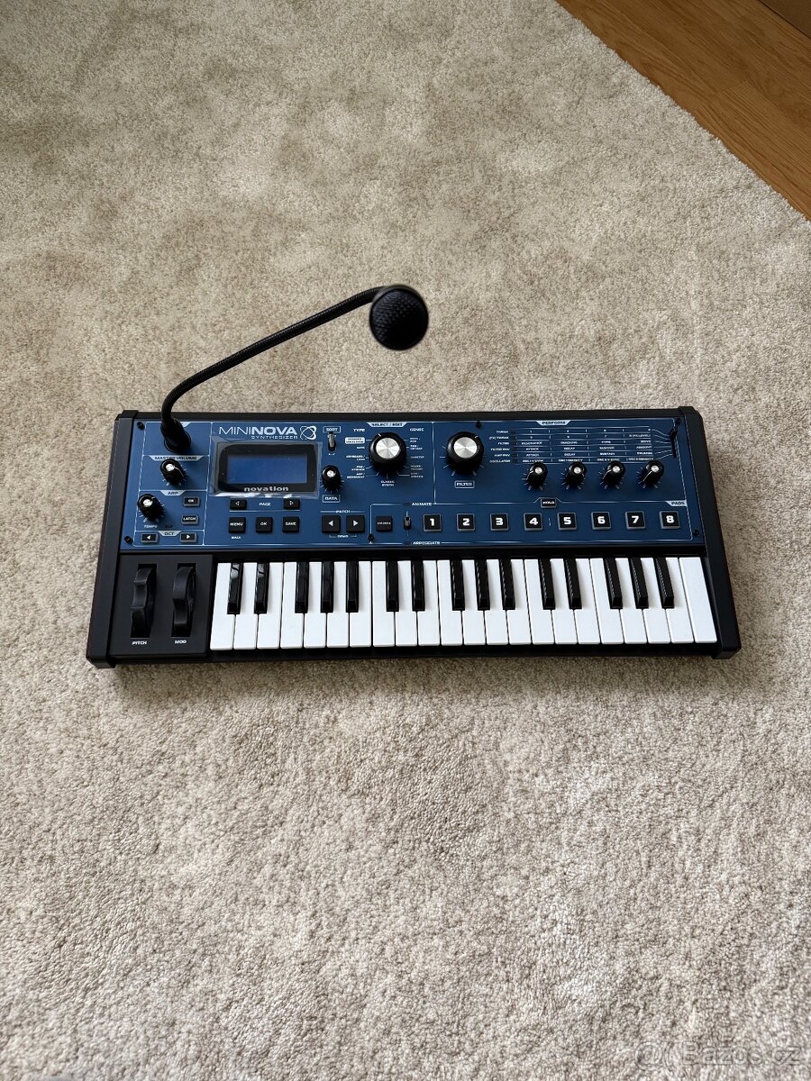 Novation Mininova - 6