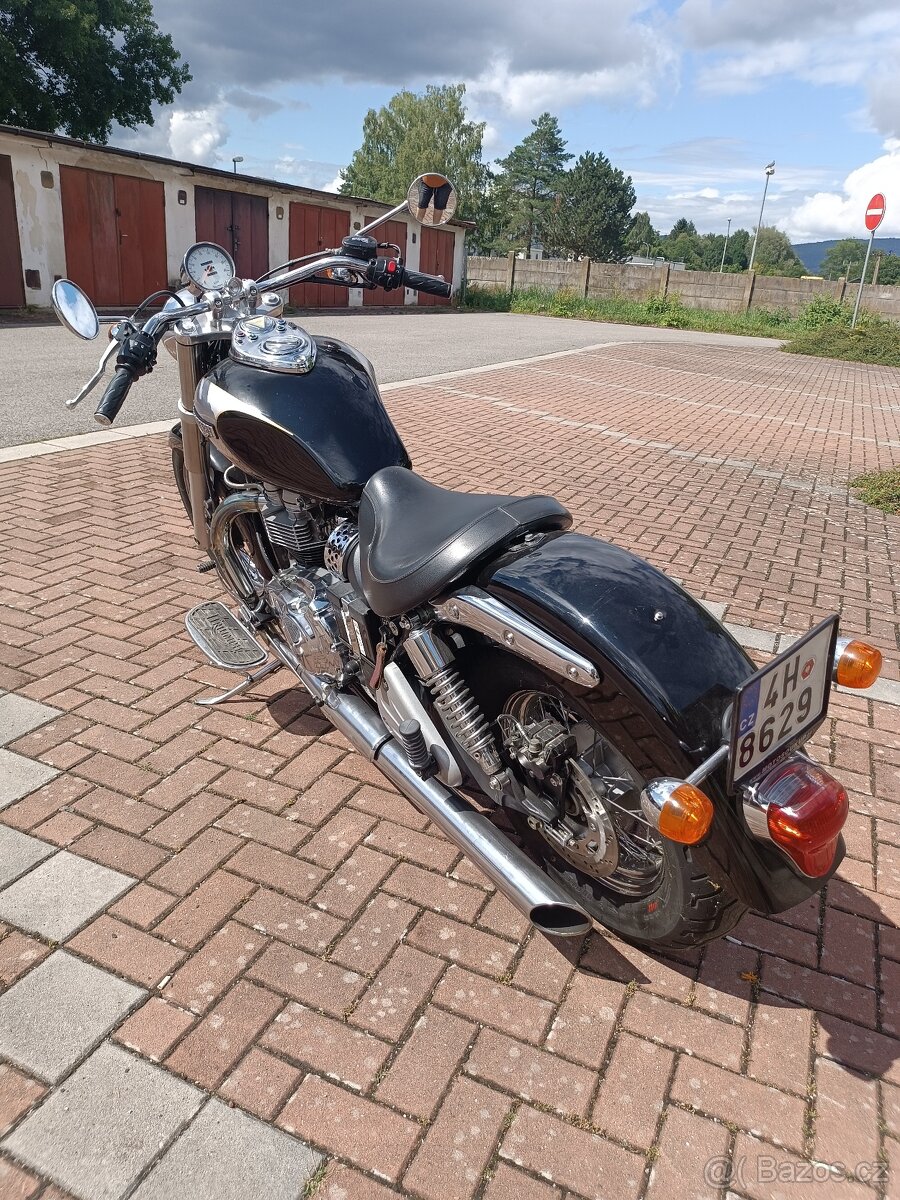 Triumph Bonneville America 800 - 6