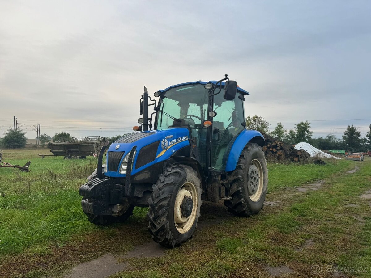 Traktor New Holland T4.75 - 6