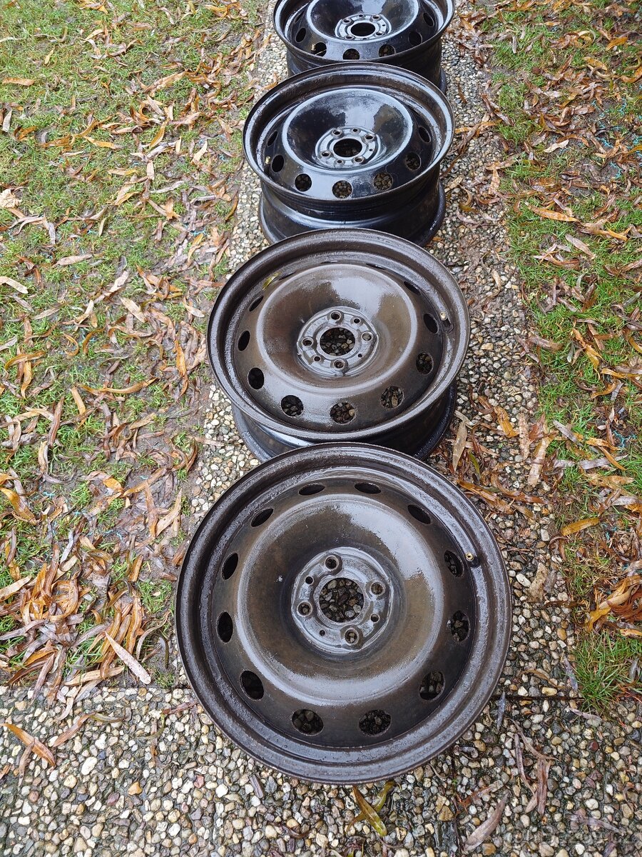 Plechová kola r15 - 6