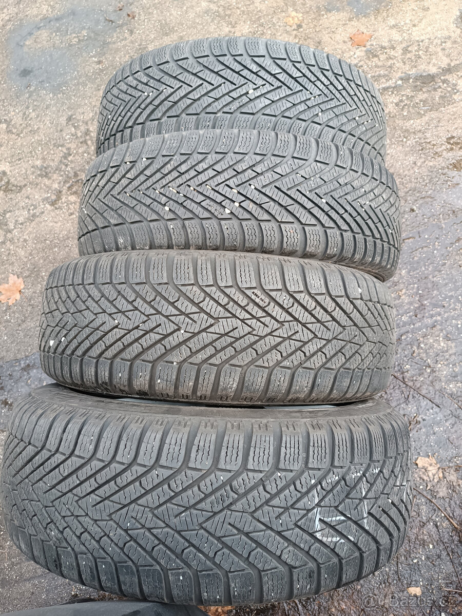 Škoda Octavia III - alu 6x16 et48 + zimní 205/55/16 - 6