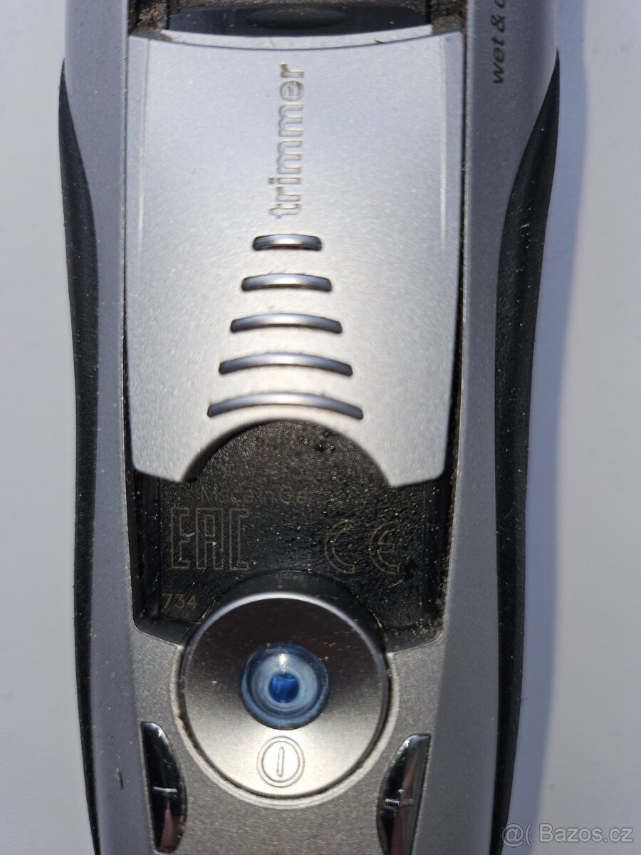 Holící strojek Braun - 6