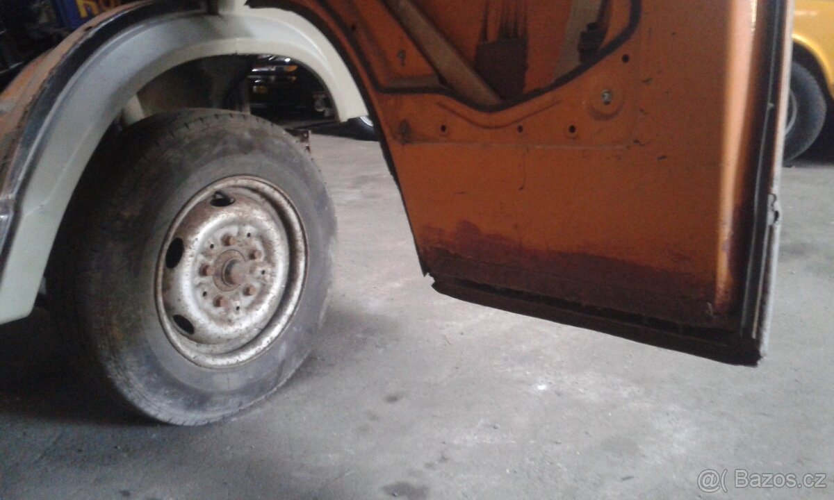 MERCEDES-BENZ 207D....208D - 6