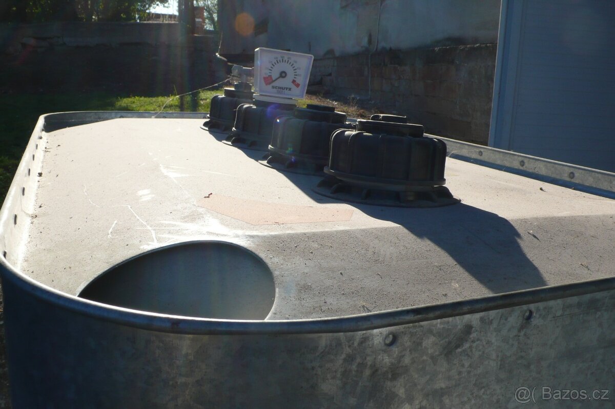 mobilní nádrž na naftu, olej - 6