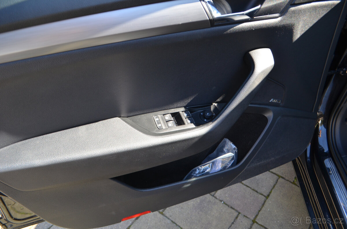 PRODÁM ŠKODA SUPERB COMBI ČR 1.5TSI 2019 99.000KM - 6