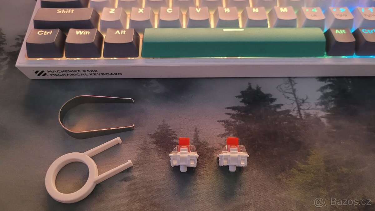 Herní RGB mechanická klávesnice - 6