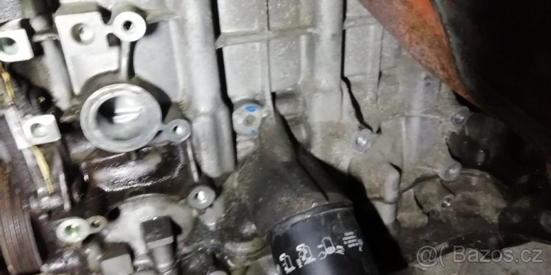 Suzuki Grand Vitara 2.0i motor - 6