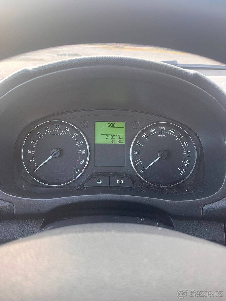 Škoda Fabia 1.6Tdi - 6