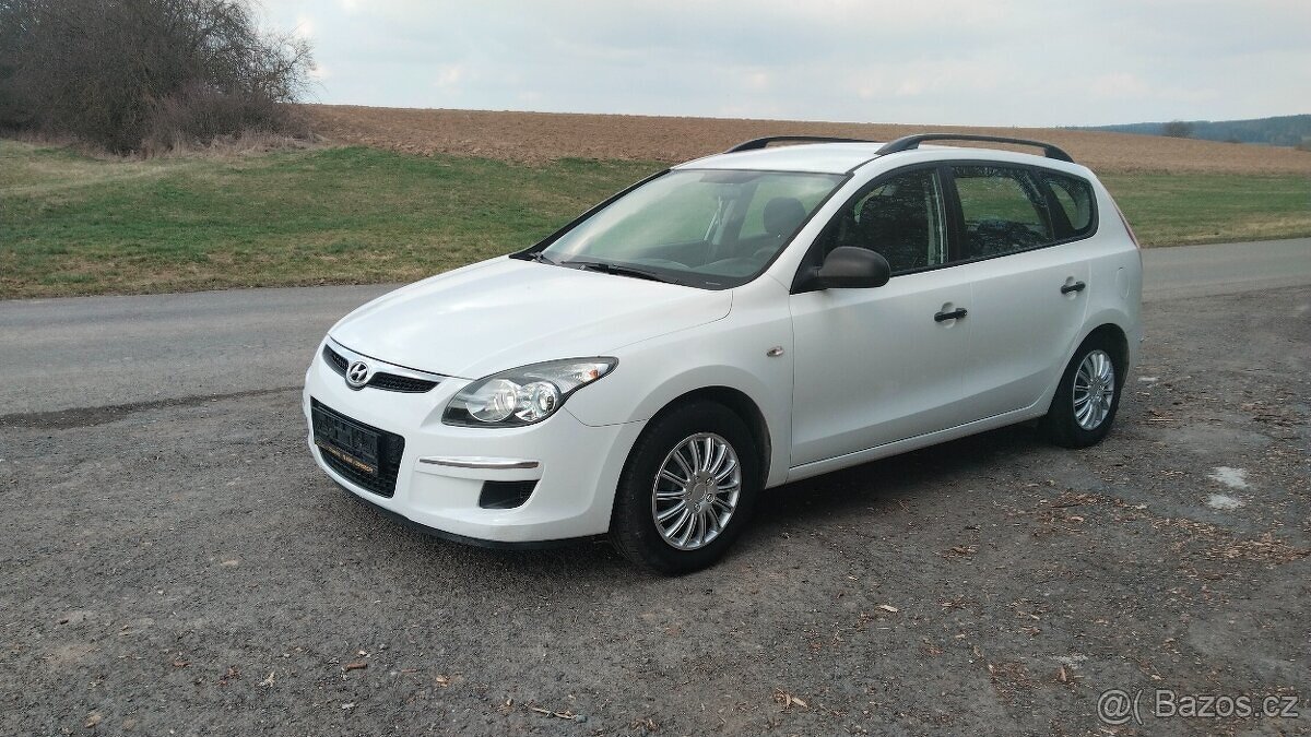 hyundai i30 1,4 16V combi - 6