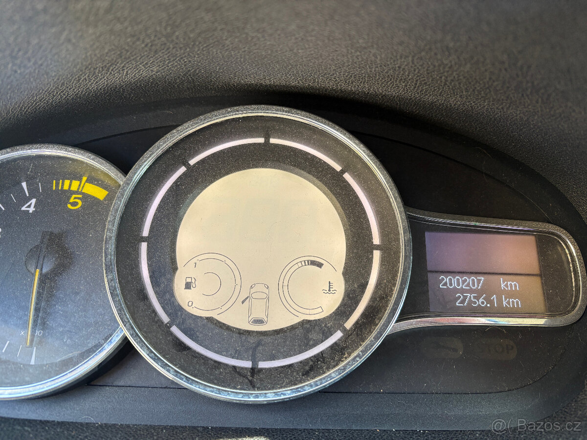 Renault Megane 1.5 dCi - 6