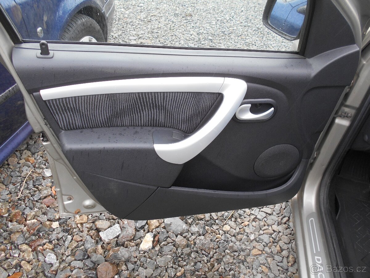 Dacie sandero 1.6 mpi - 6