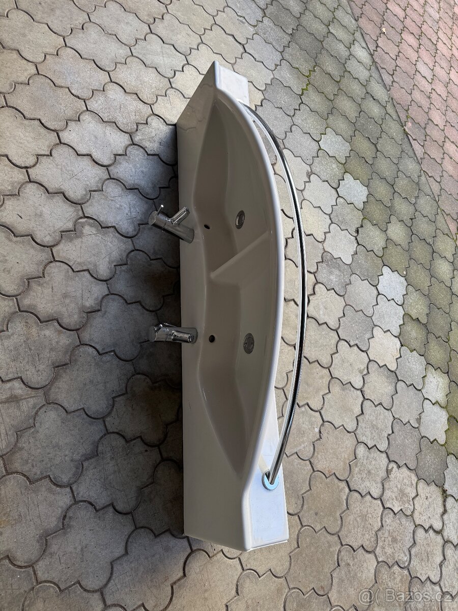 Umyvadlo LAUFEN dvojumyvadlo s bateriemi Hansgrohe - 6