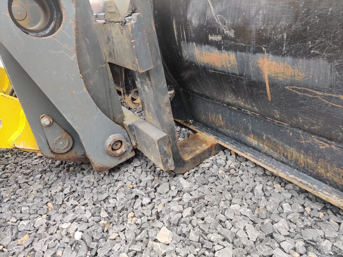 Čelní nakládač Wacker Neuson WL 95 - 6