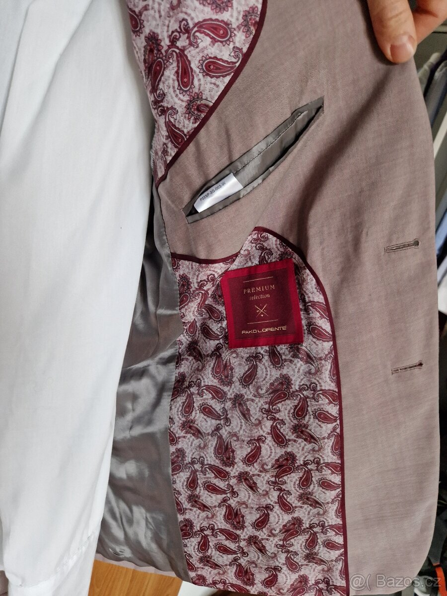 Oblek značky Pako Lorente - 6