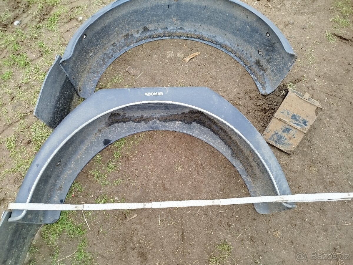 Blatníky plastové - 6