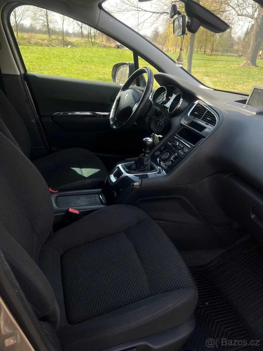 Peugeot 5008 - 6