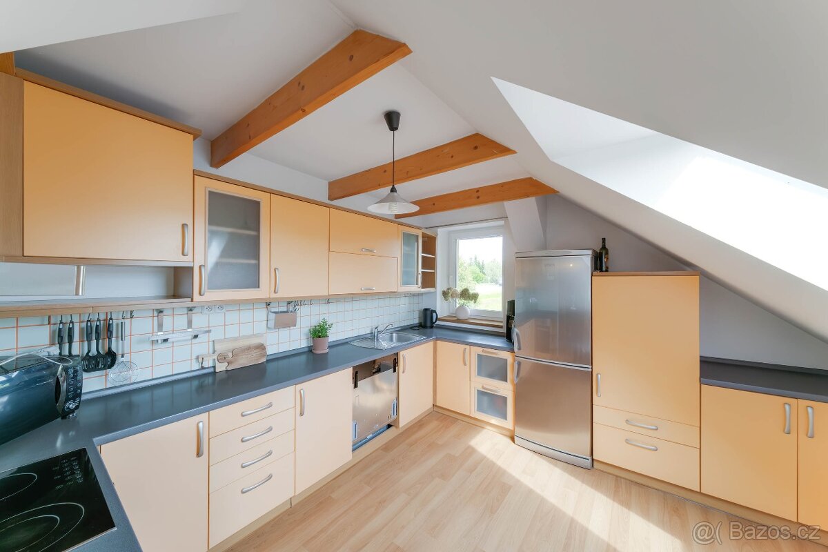 Rodinný dům 258 m² v Horních Tošanovicích - 6