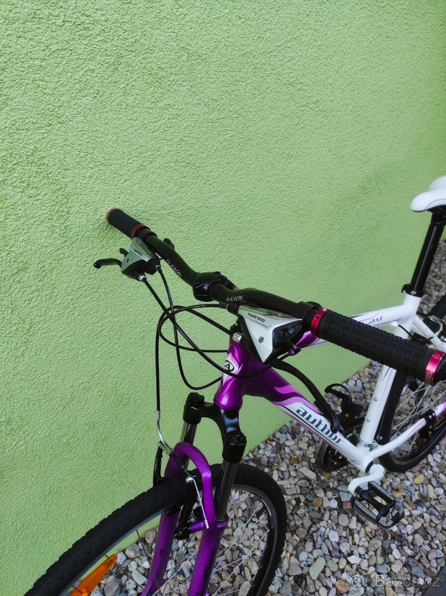 Značkové trekové kolo Author 28"/19,5" - 6