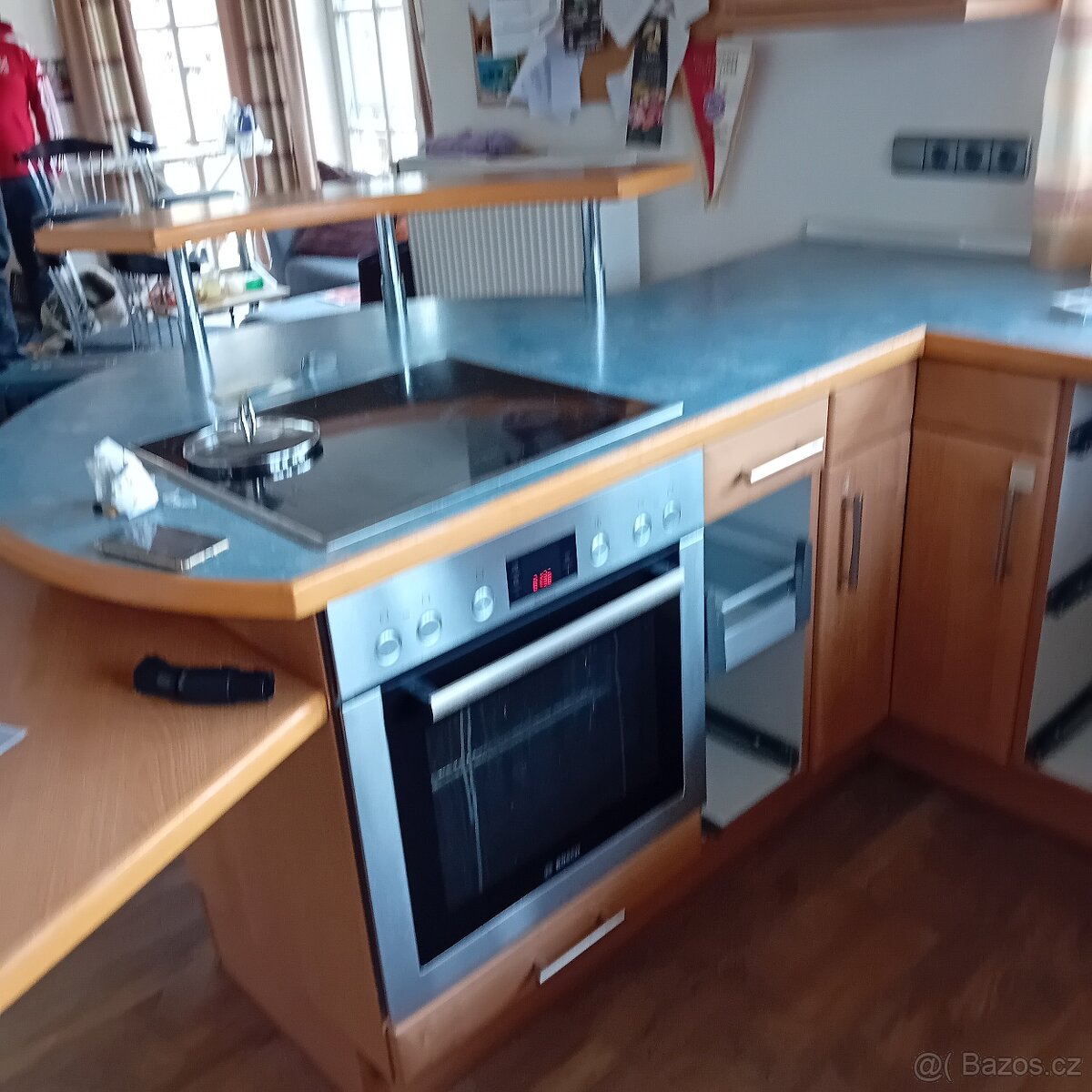 Kuchyňská linka se spotřebiči - 6