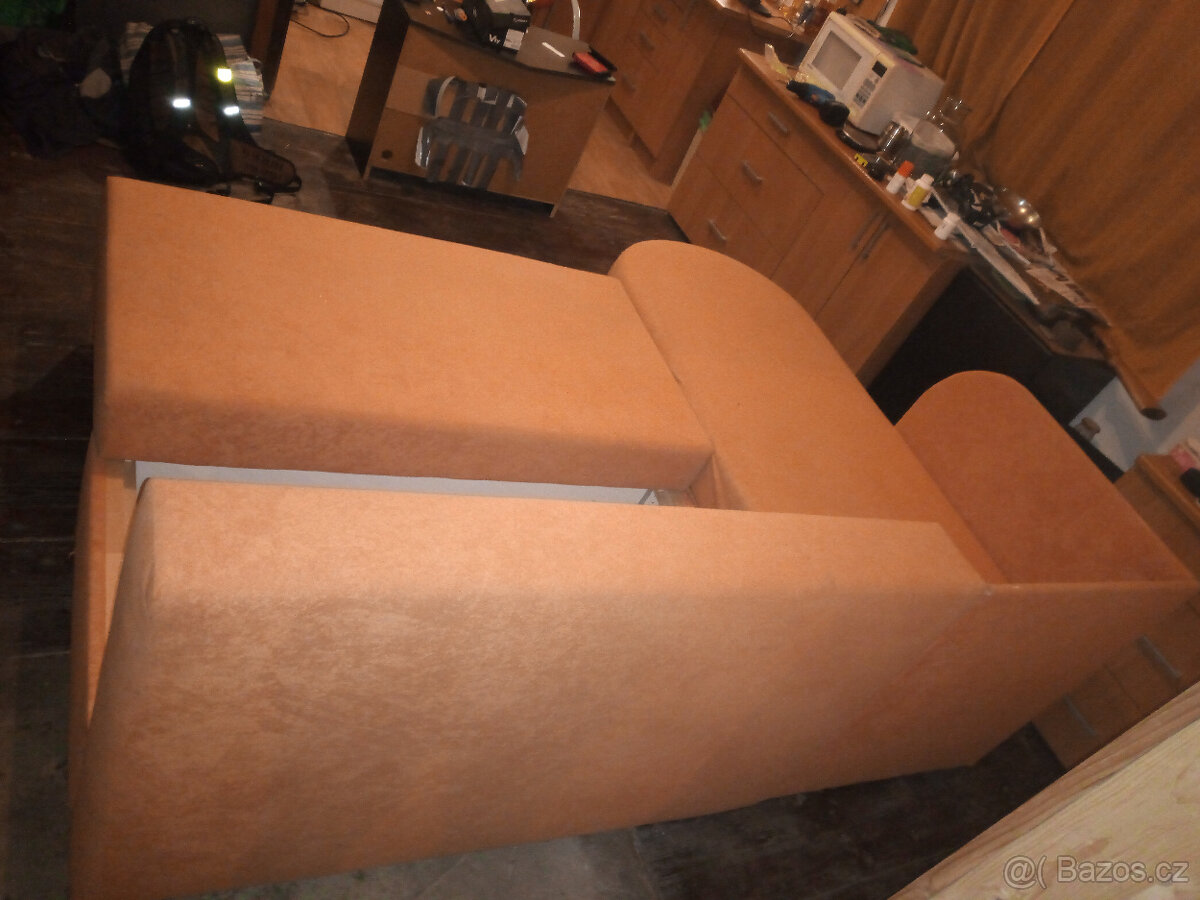 Prodám gauč ve výborném stavu. - 6