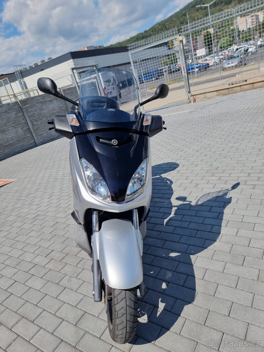 Yamaha X-Max 250 - 6