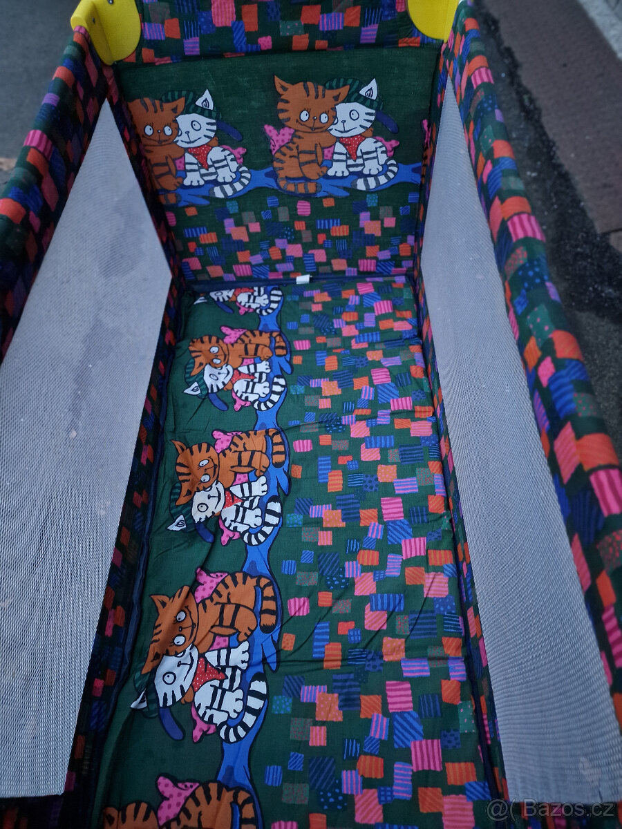 Postylka cestovni Hauck - 6