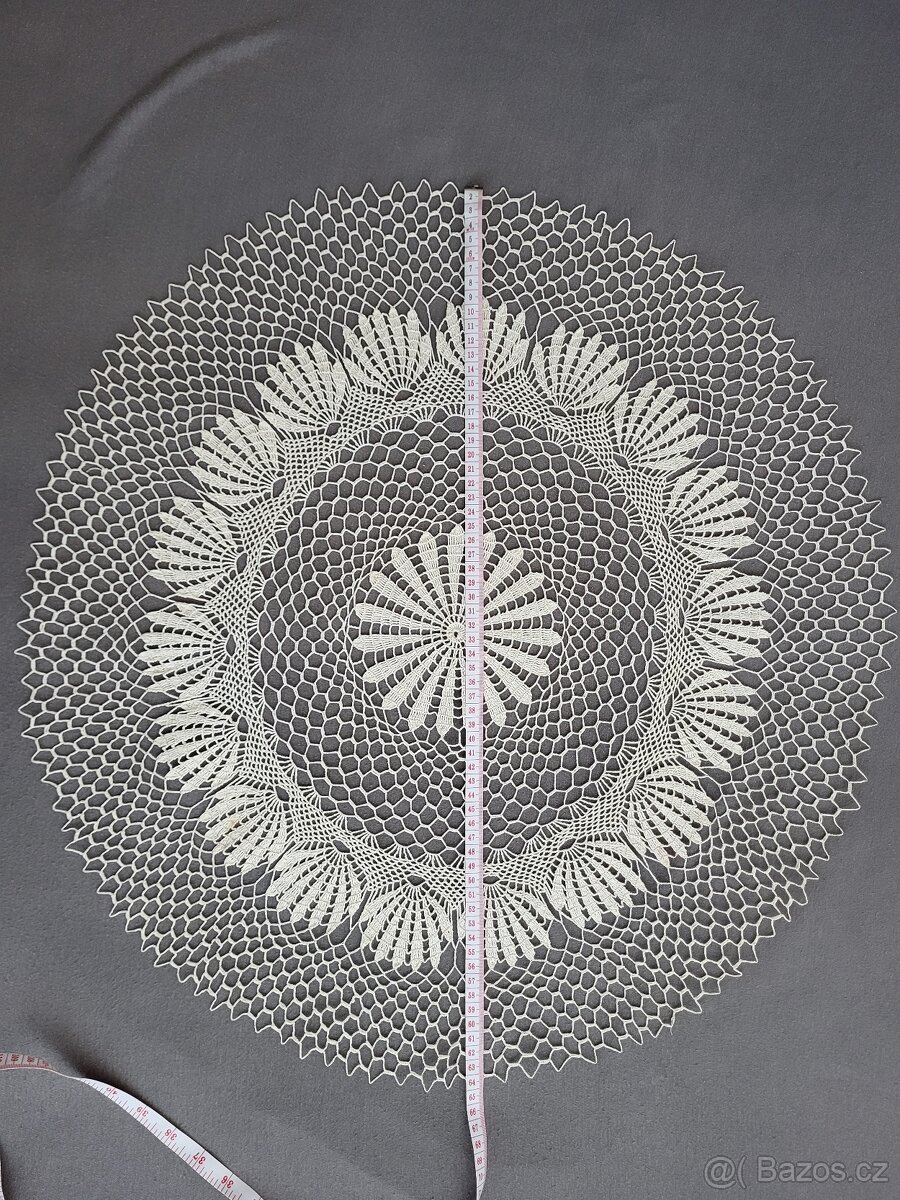 Háčkované prostírání 8 ks - 6