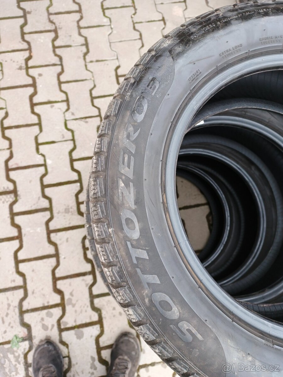 Pirelli 215/60 R16 - 6