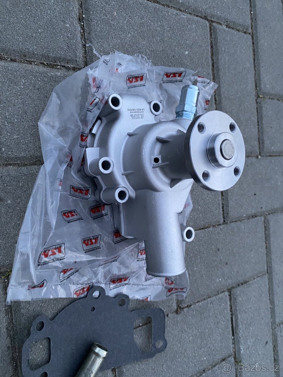 Volha Gaz 2410, Gaz 3102, vodní pumpa , nová - 6