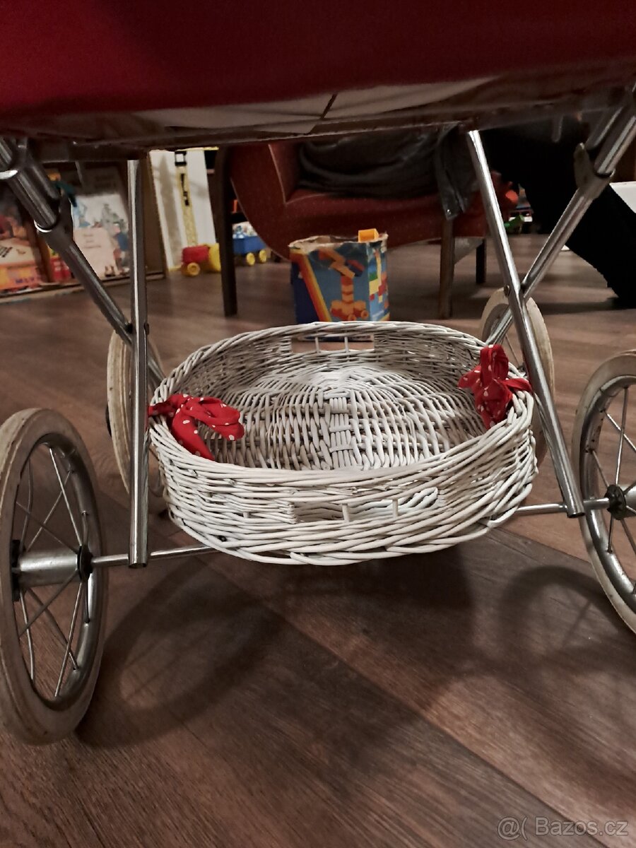 Kočárek pro panenky - 6